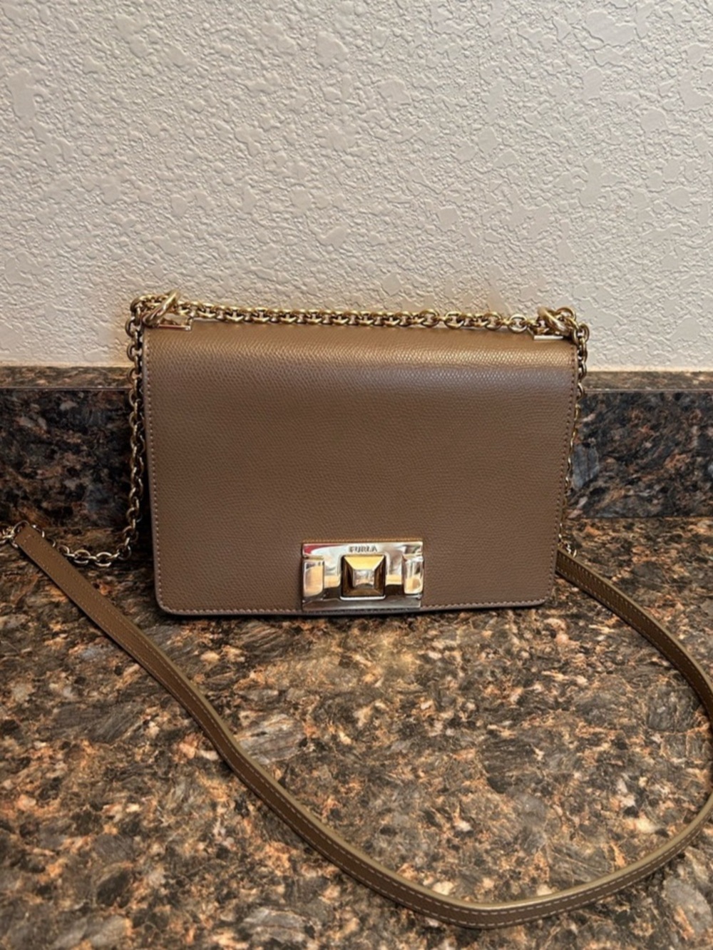 Furla | Crossbody Chain Bag